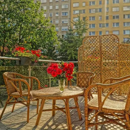 Fully Equipped House Near Centre Apartment