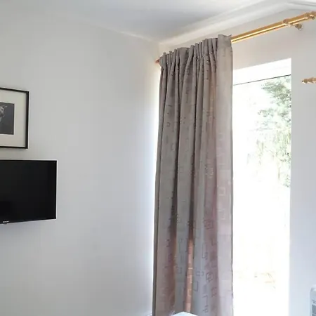 Fully Equipped House Near Centre Apartment