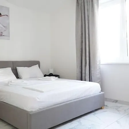 Apartment Fully Equipped House Near Centre Prague
