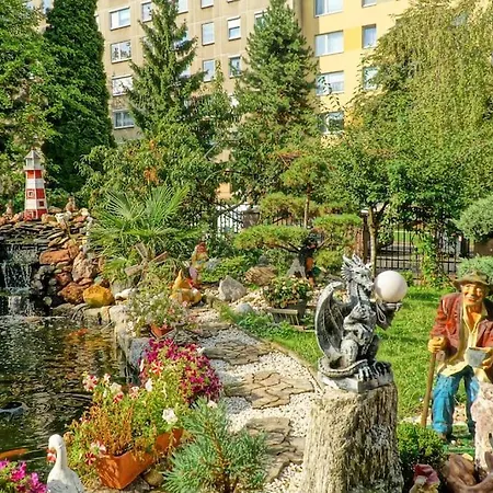 Fully Equipped House Near Centre Apartment